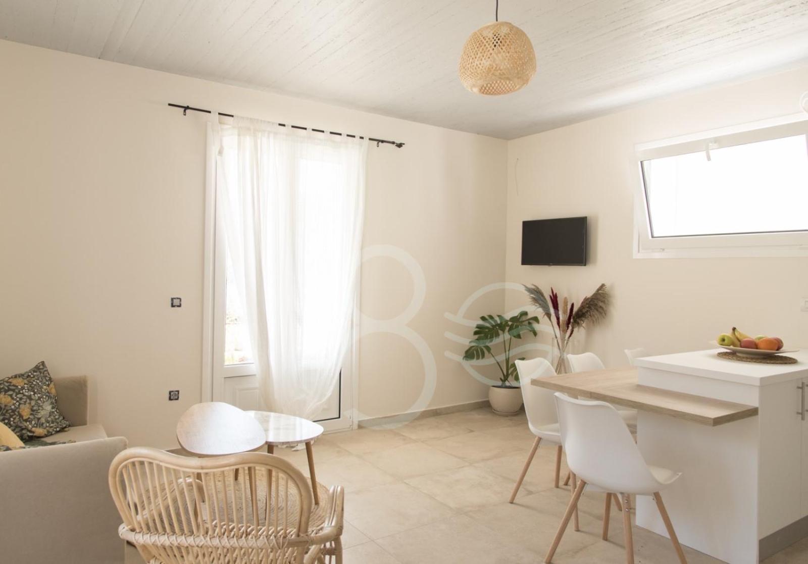 8 Homes דירה *